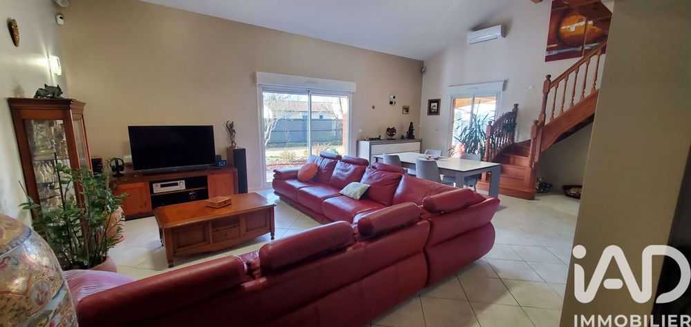 � vendre  Villa Roques (31120)