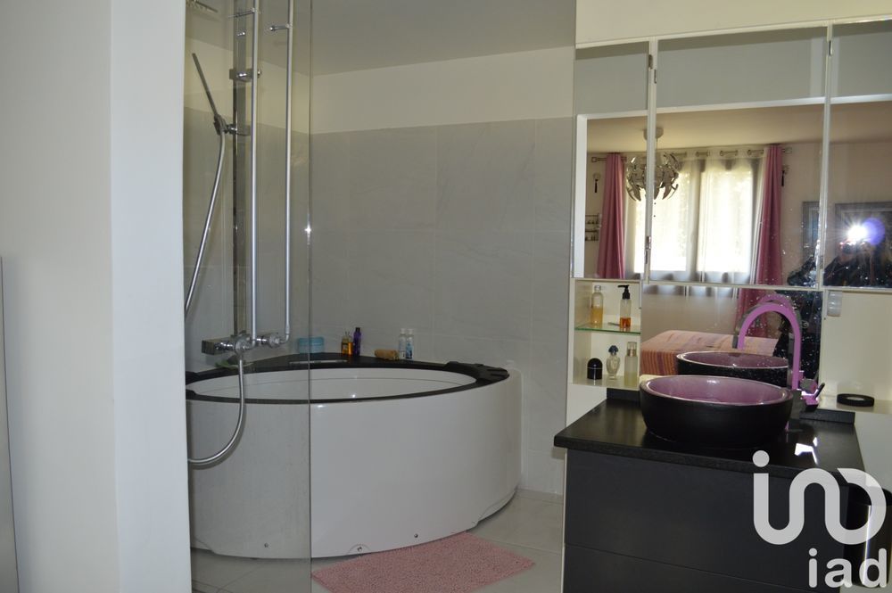 � vendre  Maison Nages-et-Solorgues (30114)