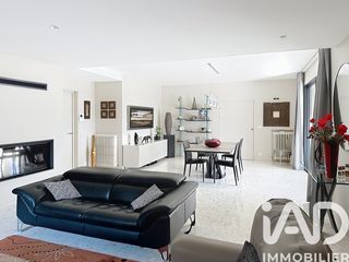  Maison � vendre 10 pi�ces 280 m�