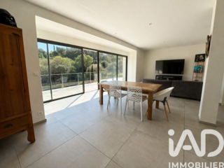  Maison � vendre 5 pi�ces 200 m�