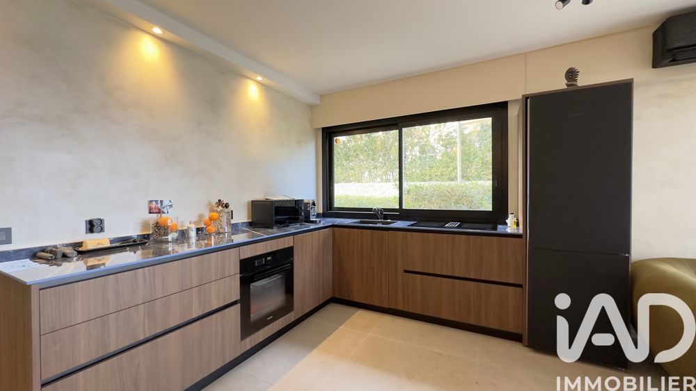 � vendre  Appartement Antibes (06600)