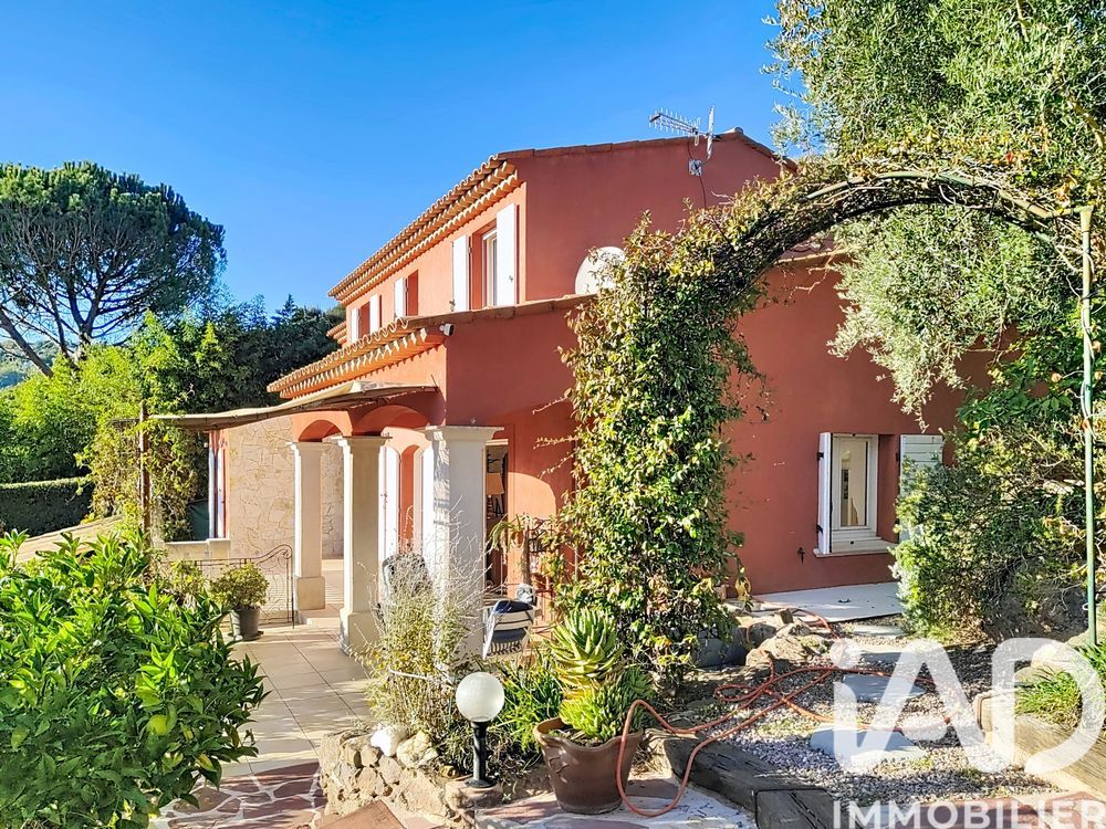 � vendre  Maison Les Adrets-de-l'Est�rel (83600)