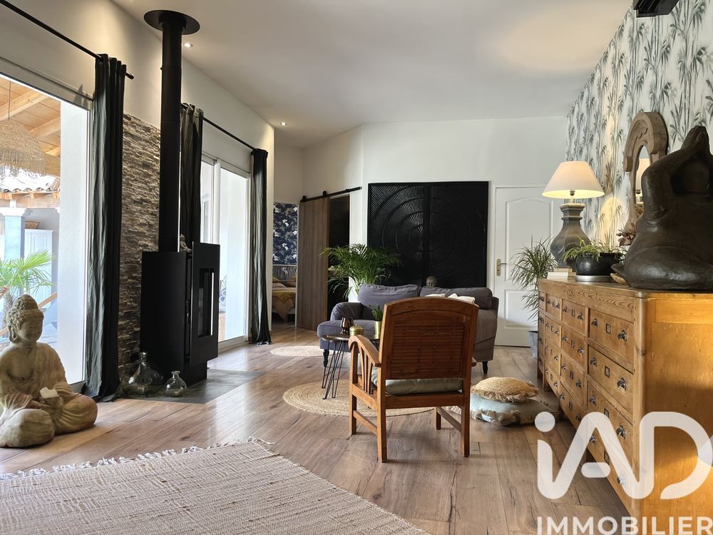 � vendre  Villa Collias (30210)