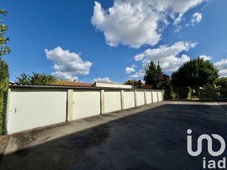  Parking / Garage � vendre 12 m�