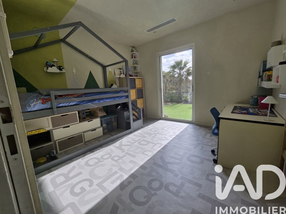 � vendre  Villa Contes (06390)