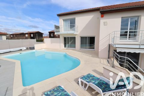   Vente Demeure 6 pi�ces Maison - 6 pi�ce(s) - 145 m�