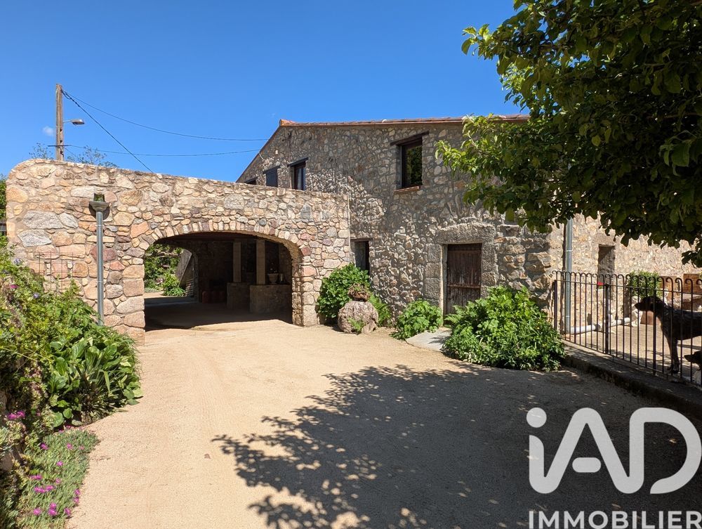 � vendre  Maison Saint-Laurent-de-Cerdans (66260)