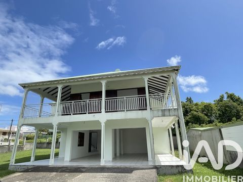   Vente Maison d'architecte 5 pi�ces Villa - 5 pi�ce(s) - 117 m�