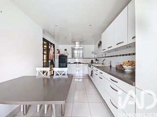  Maison � vendre 8 pi�ces 190 m�