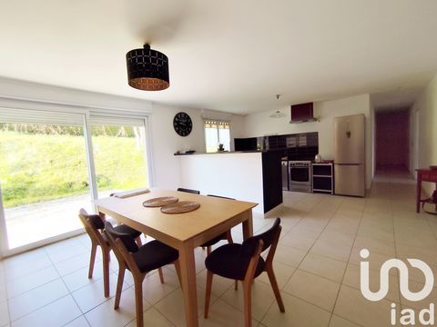   Vente Pavillon 5 pi�ces Maison - 5 pi�ce(s) - 109 m�