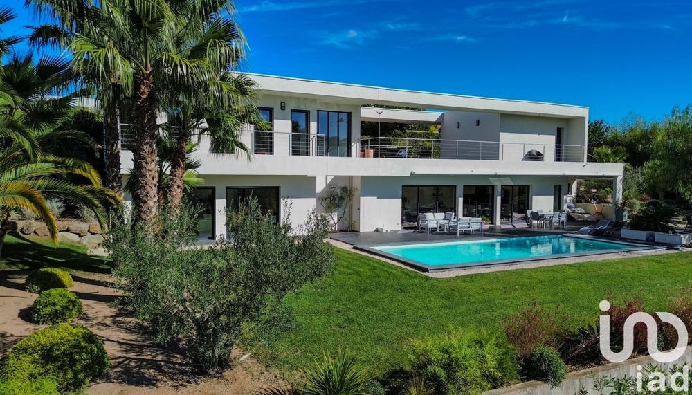 � vendre  Villa Fr�jus (83600)