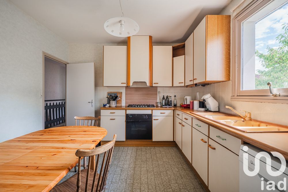 � vendre  Maison Claix (38640)