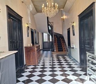  Maison � vendre 8 pi�ces 285 m�