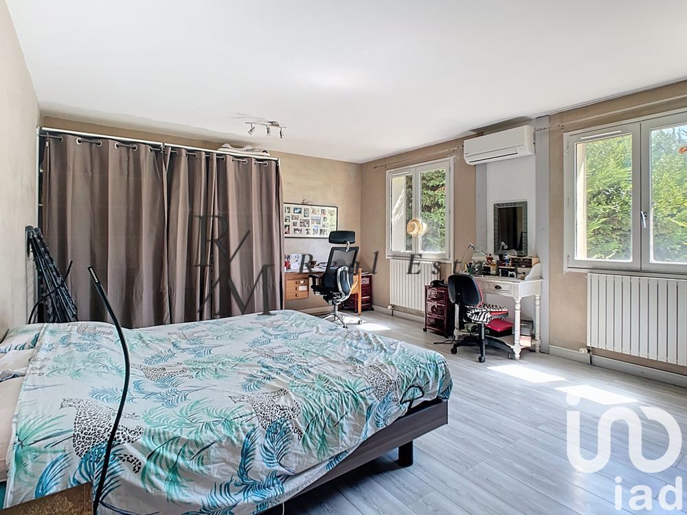 � vendre  Maison Rognes (13840)