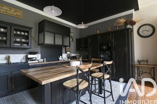  Maison � vendre 10 pi�ces 309 m�