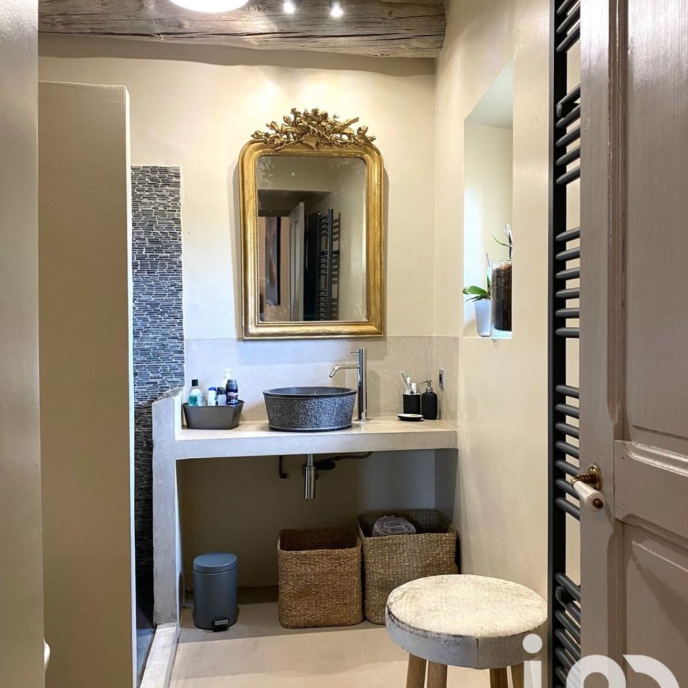 � vendre  Maison Gordes (84220)