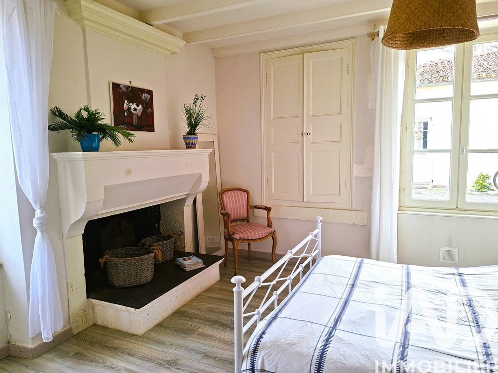 � vendre  Maison La Rochette (16110)