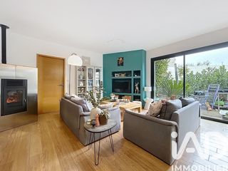  Maison � vendre 9 pi�ces 270 m�