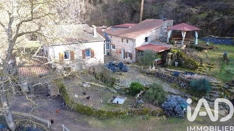   Vente Demeure 4 pi�ces Maison - 4 pi�ce(s) - 210 m�