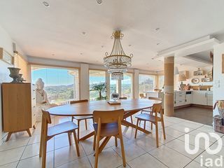  Villa � vendre 7 pi�ces 234 m�