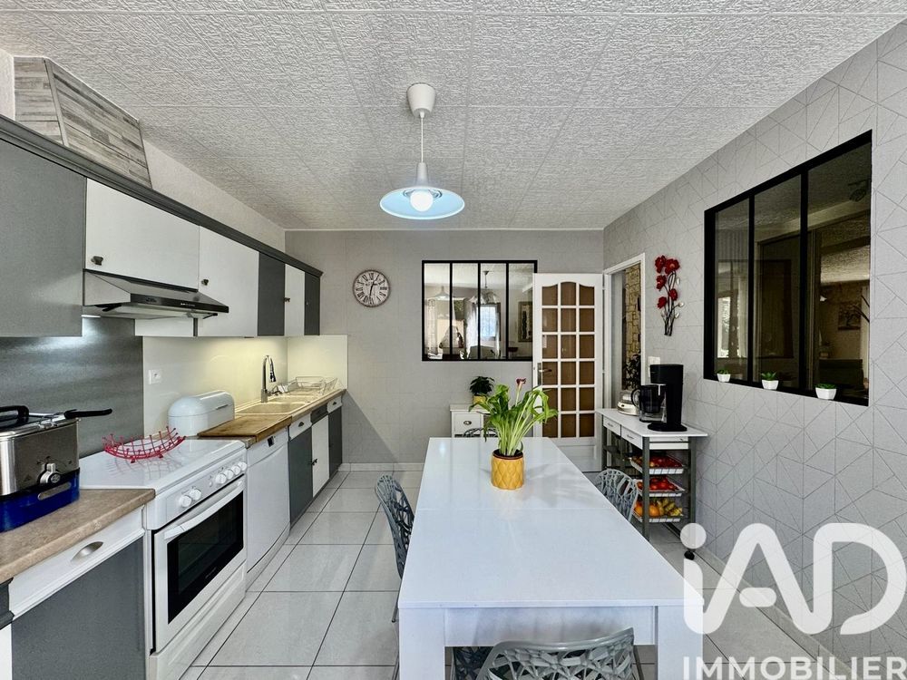 � vendre  Maison Saint-Julien-en-Genevois (74160)