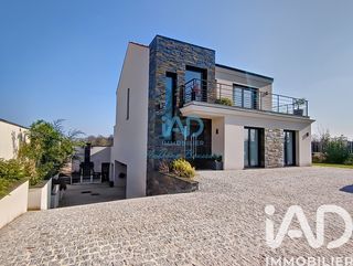  Villa � vendre 8 pi�ces 240 m�