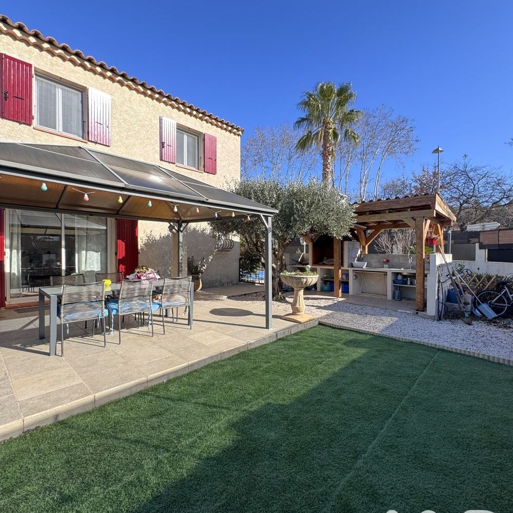 � vendre  Maison Saint-Cyr-sur-Mer (83270)