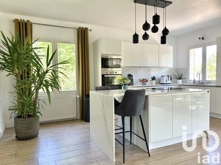  Maison � vendre 8 pi�ces 230 m�