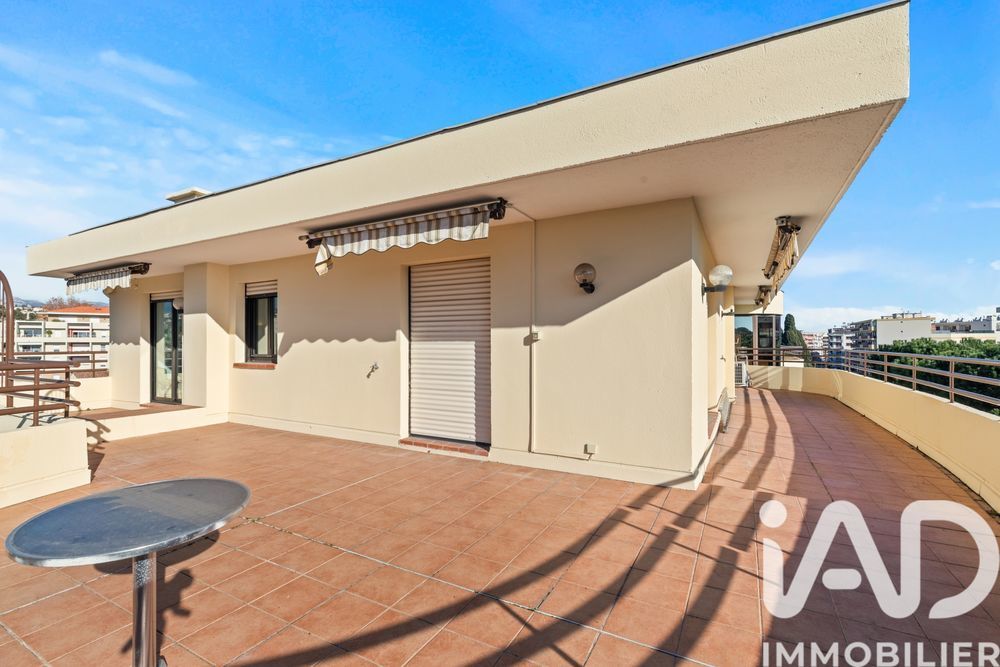 � vendre  Appartement Cagnes-sur-Mer (06800)