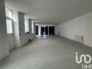  Immeuble � vendre 233 m�