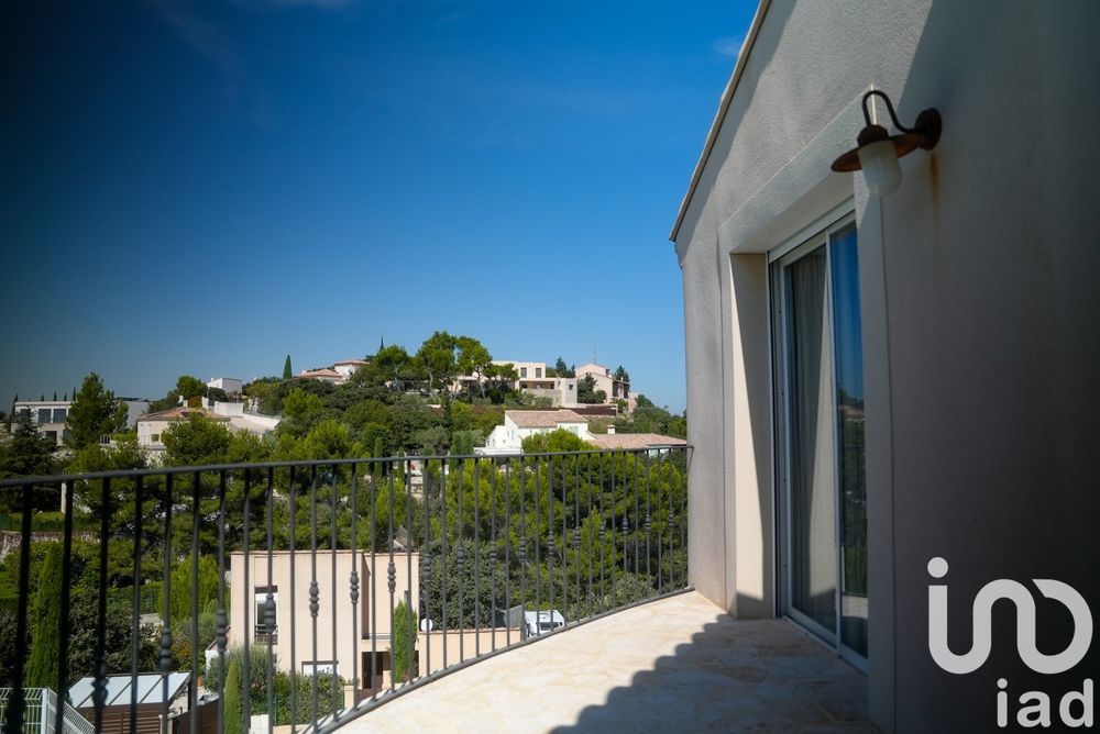 � vendre  Villa Villeneuve-l�s-Avignon (30400)