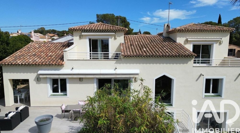 � vendre  Maison Saint-Rapha�l (83700)