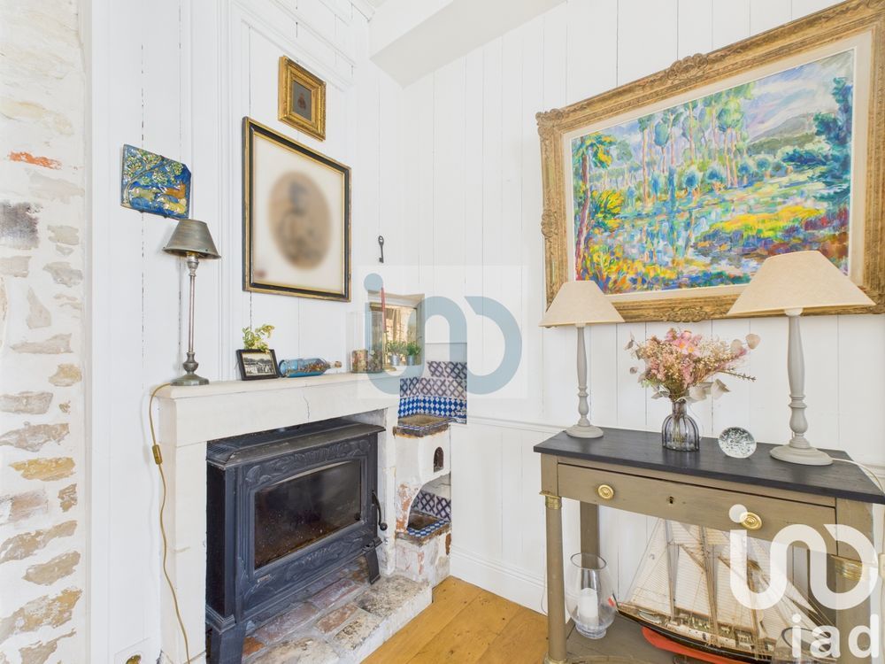 � vendre  Maison Saint-Martin-de-R� (17410)