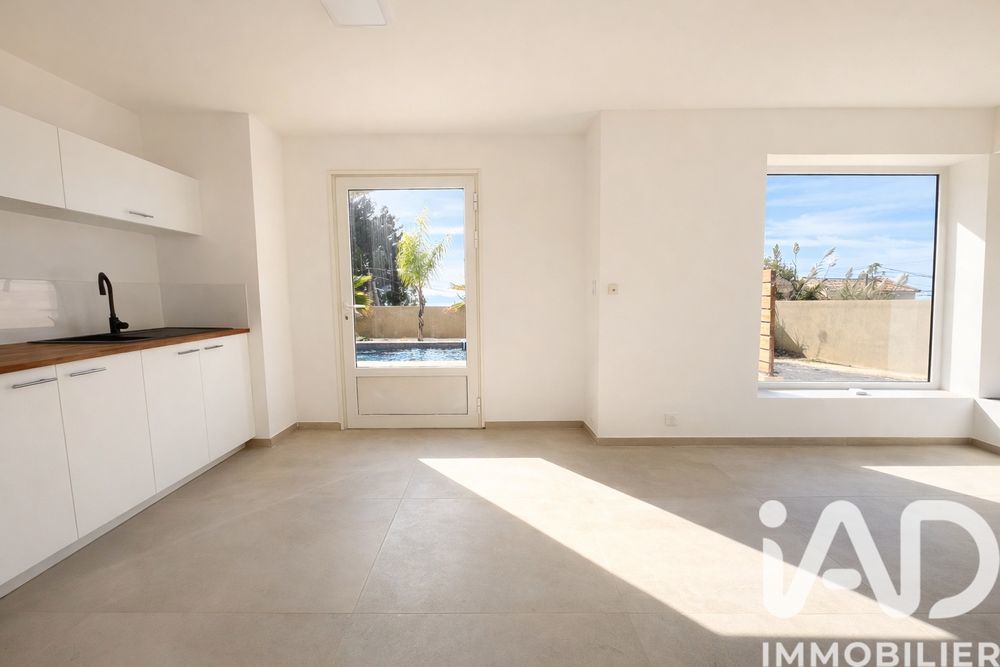 � vendre  Maison Carqueiranne (83320)