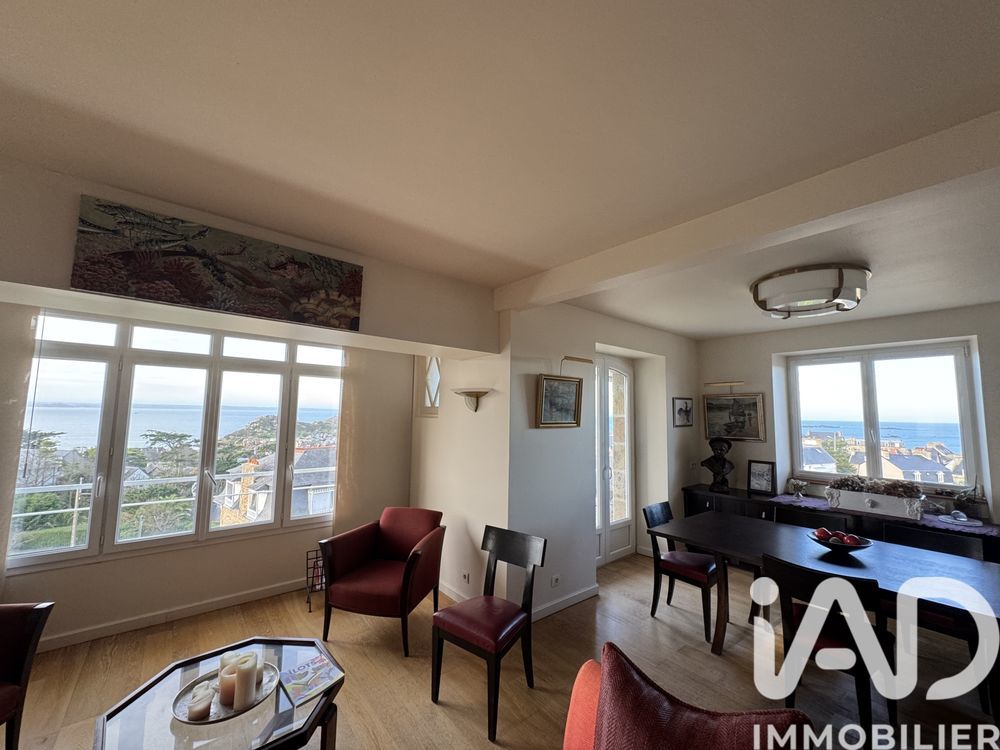 � vendre  Appartement Tr�beurden (22560)