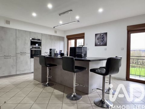   Vente Maison/villa 8 pi�ces Maison - 8 pi�ce(s) - 184 m�