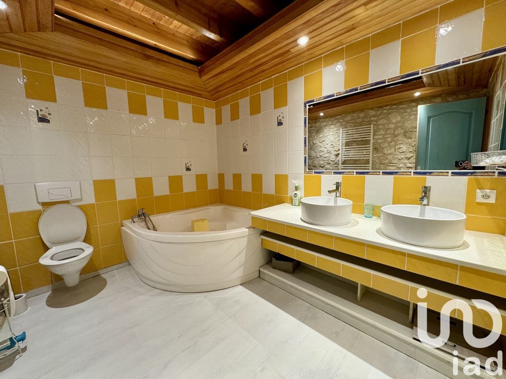 � vendre  Maison Charras (16380)