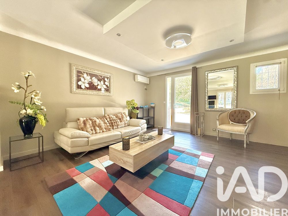 � vendre  Maison Mimet (13105)