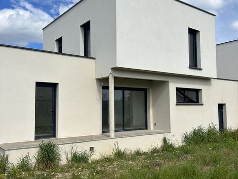   Vente Maison/villa 5 pi�ces Maison - 5 pi�ce(s) - 94 m�