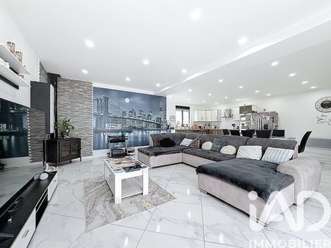   Vente Maison traditionnelle 6 pi�ces Maison - 6 pi�ce(s) - 180 m�