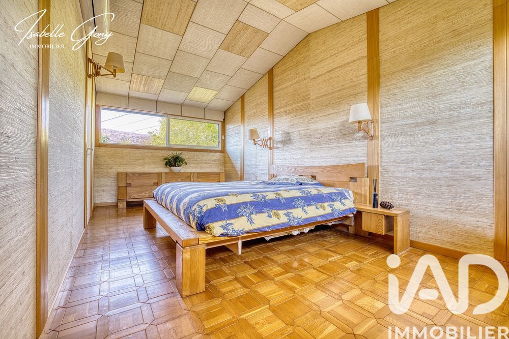 � vendre  Maison Divonne-les-Bains (01220)