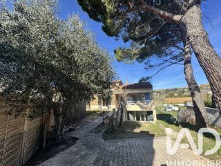  Immeuble � vendre 254 m�