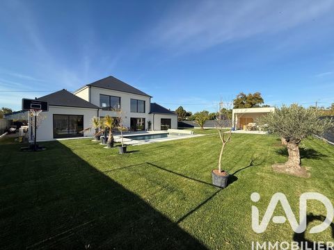   Vente Maison d'architecte 8 pi�ces Villa - 8 pi�ce(s) - 205 m�