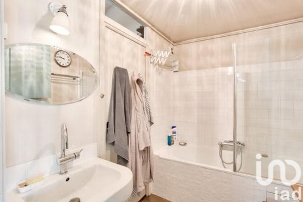 � vendre  Appartement Paris 10