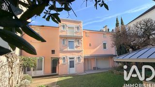  Maison � vendre 9 pi�ces 268 m�