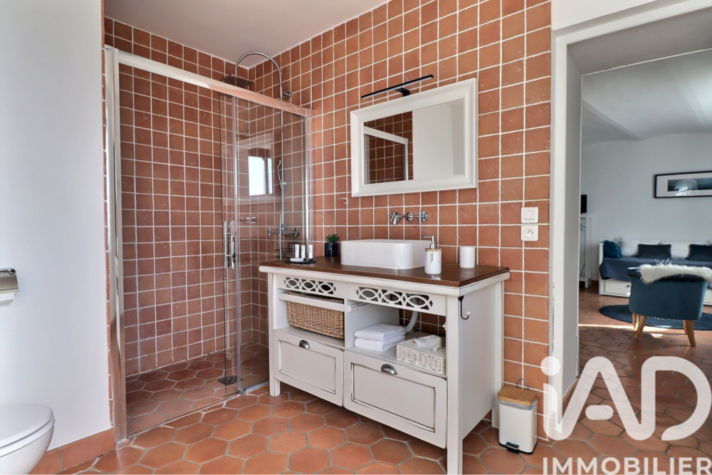 � vendre  Maison Saint-Rem�ze (07700)