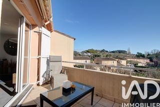  Appartement � louer 4 pi�ces 77 m�