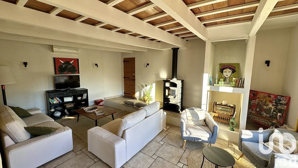 � vendre  Maison Uchaux (84100)