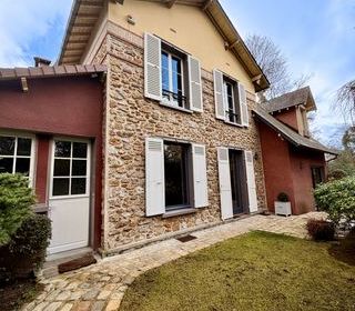  Maison � vendre 7 pi�ces 150 m�