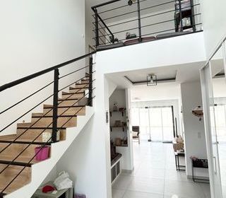  Maison � vendre 6 pi�ces 198 m�